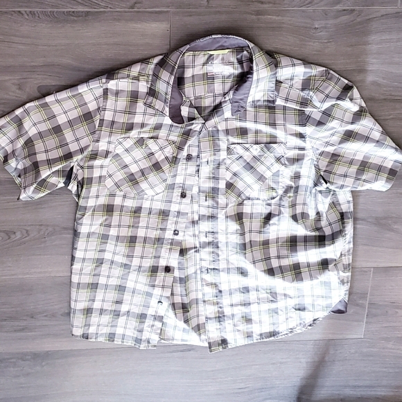 Under Armour Heat Gear Mens Shirt Large Outfit - Picture 3 of 4